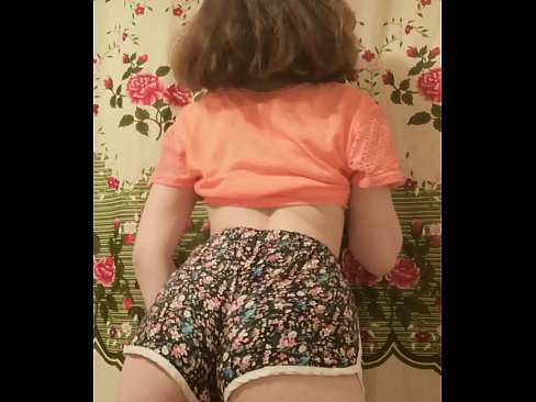 ❤️ Vogëlushja e re seksi duke zhveshur pantallonat e shkurtra në kamera ❌ Video porno tek ne ❌️