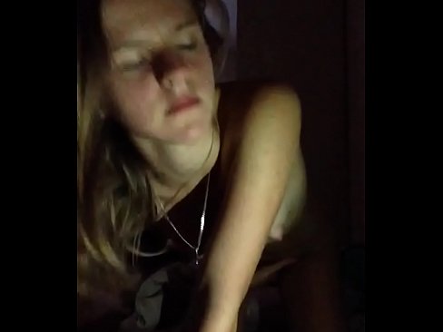 ❤️ Një vajzë masturbon dhe sperma ❌ Video porno tek ne ❌️