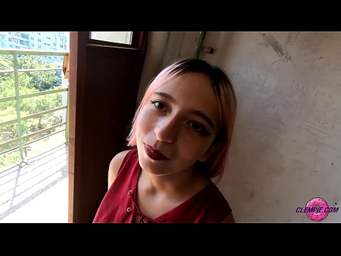 ❤️ Sensual student thith një të huaj në pjesën e jashtme - sperma në fytyrën e tij ❌ Video porno tek ne ❌️